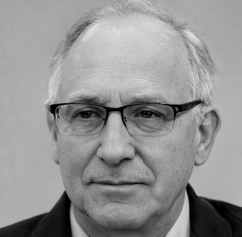 Portrait of Destin Halverson, Chief Compliance Officer
